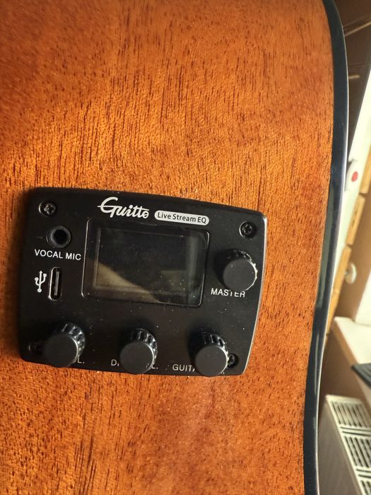 Гитара Yamaha FG800 + guitto GP005