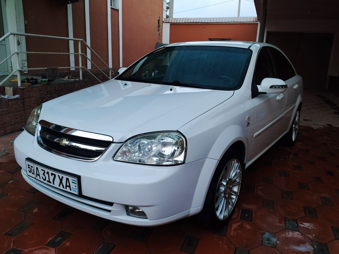 Chevrolet Lacetti 2012 Р±РµР»С‹Р№