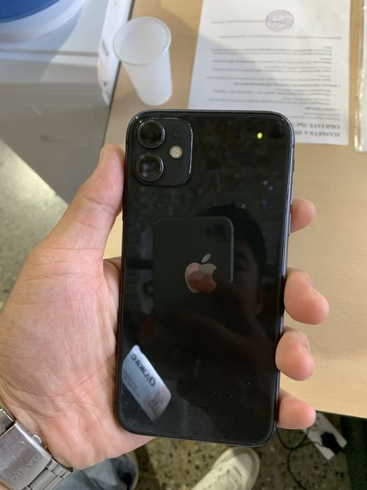 Iphone 11 продам