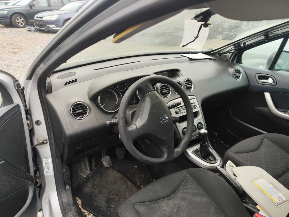Peugeot 308 на части 1.4 95кс пежо 308