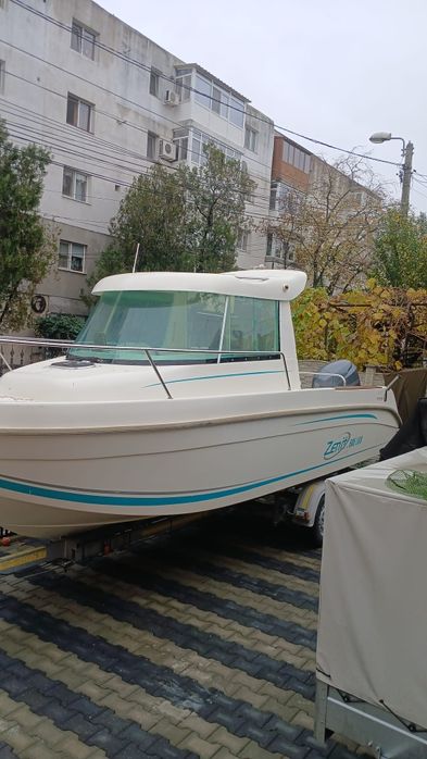 Zenit 605-Lux; Yamaha 115cp si peridoc