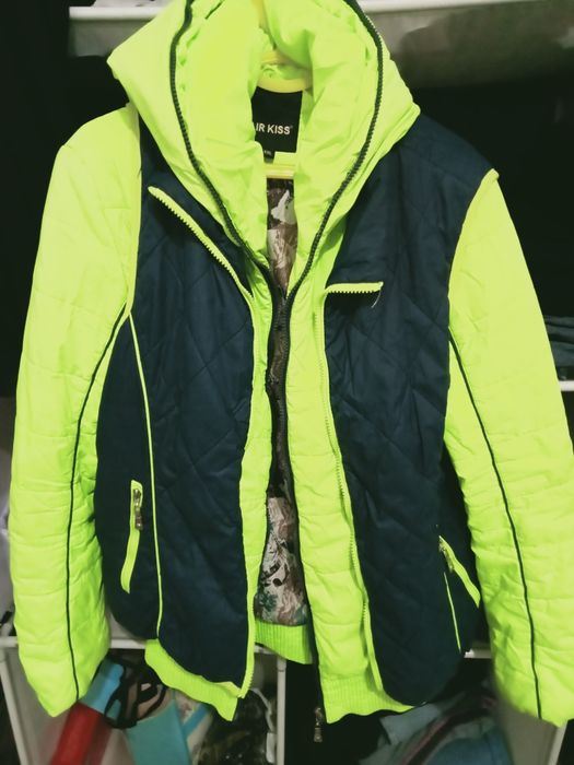 Куртка женская 50 размер