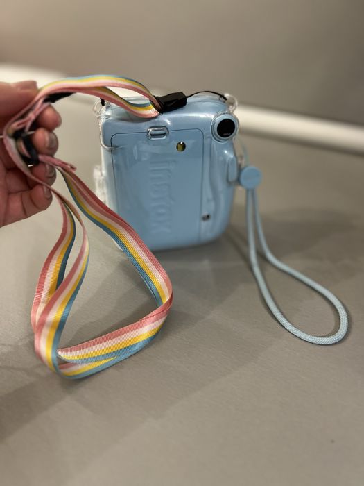 Instax mini 11  светло син