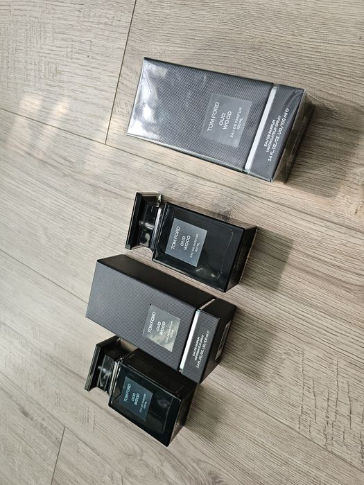 2бр. 2020 бач Tom Ford Oud Wood 100ml Неразпечатан, 90ml оригинален