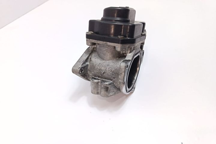Supapa EGR 03L131501G Volkswagen VW Passat B6