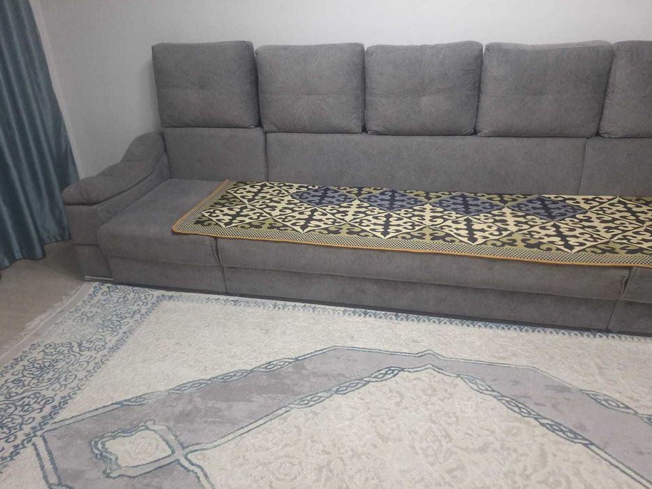 диван для гостиной комнаты