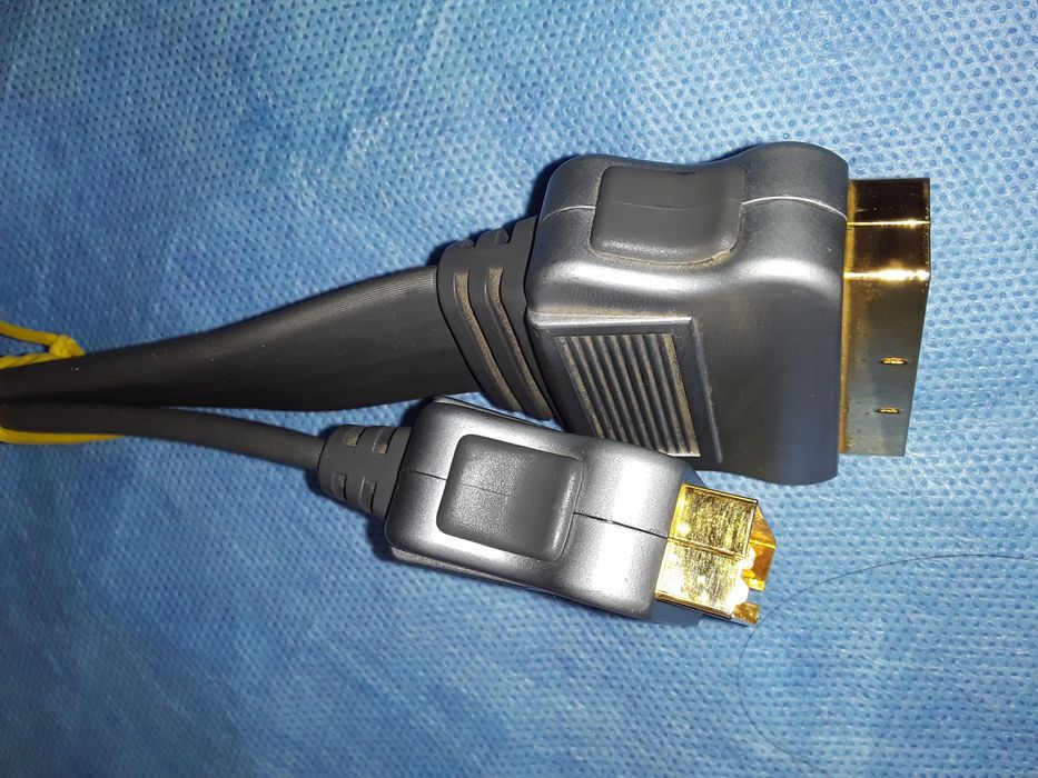 Скарт кабель Tech+Link позолота.