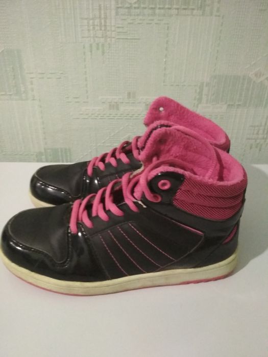 Продам обувь 34 размера