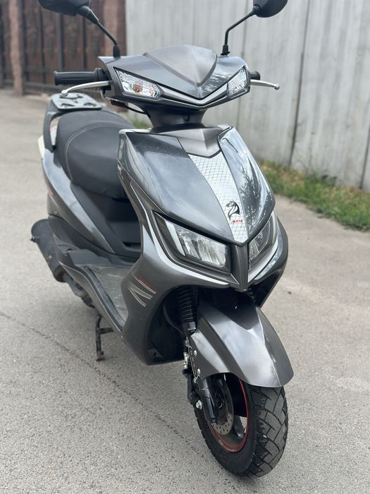 Мопед М8 Скутер M8