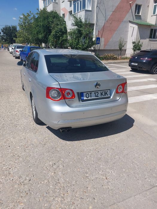 Vând  Volkswagen Jetta
