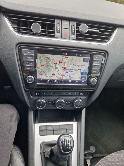 Vând skoda octavia 3