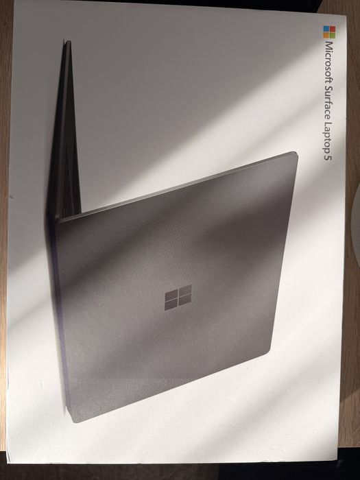 Laptop Business Mircrosoft Surface 5