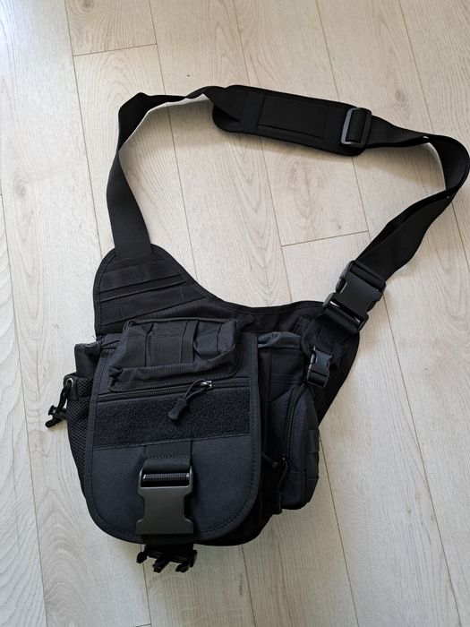 Риболовна водоустойчива мъжка чанта през рамо