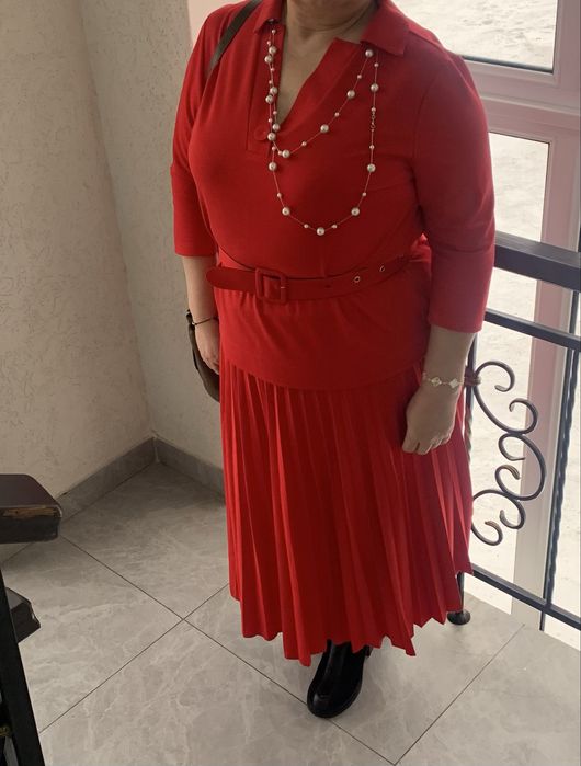 Продам костюм недорого