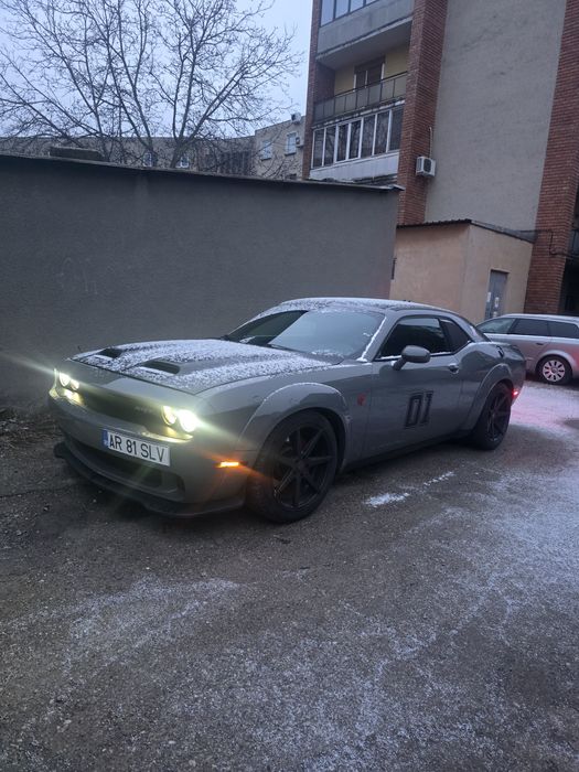 Dodge challenger  2018 pacet srt body cit
