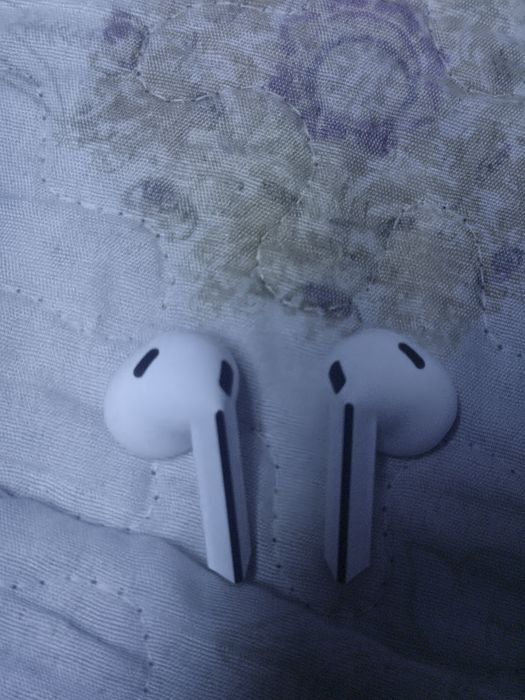 Samsung Buds 3 новые