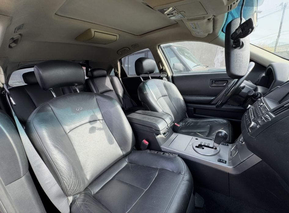 Dezmembrez infiniti fx45 2005