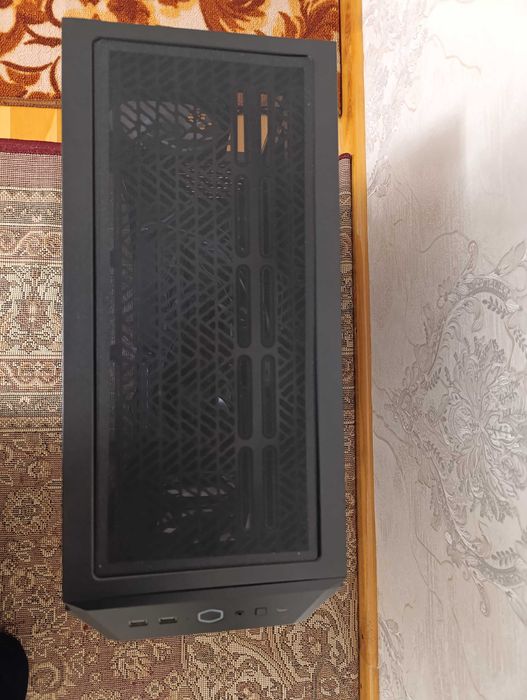 Продам игровой корпус Cooler Master HAF 500 ARGB, топ airflow