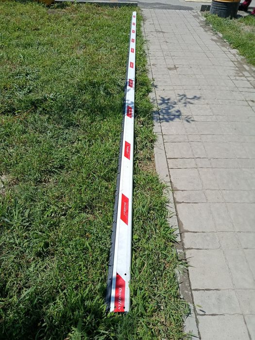 Продам стрелу шлагбаума Дорхан