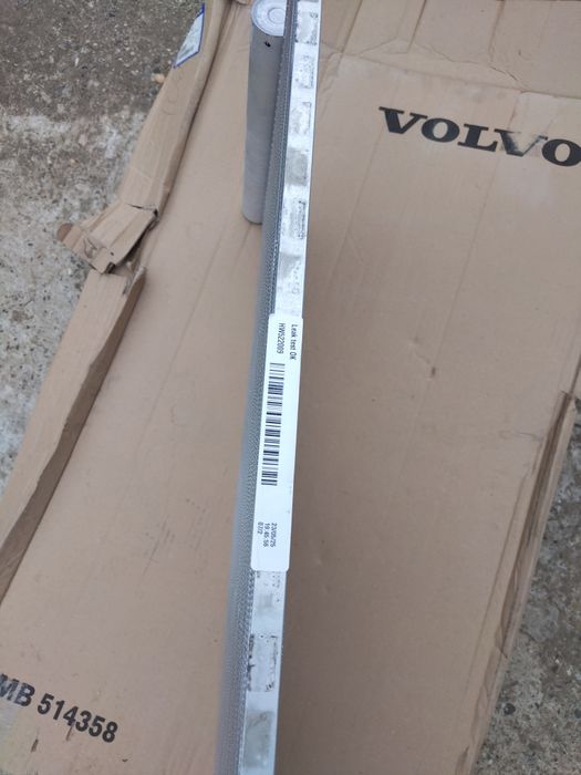 Vând radiatoare de volvo xc60 2018,2026