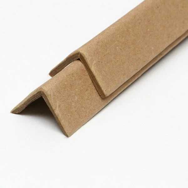 Картонные листы, картонный  уголок.