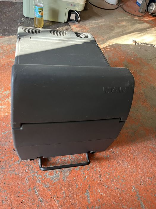 Холодильник МАН…….