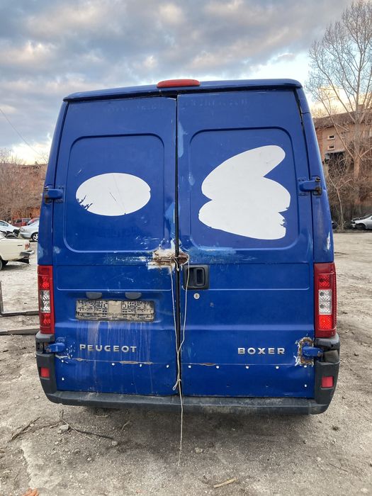 Пежо боксер 2.2 hdi за части. Може и цяло!