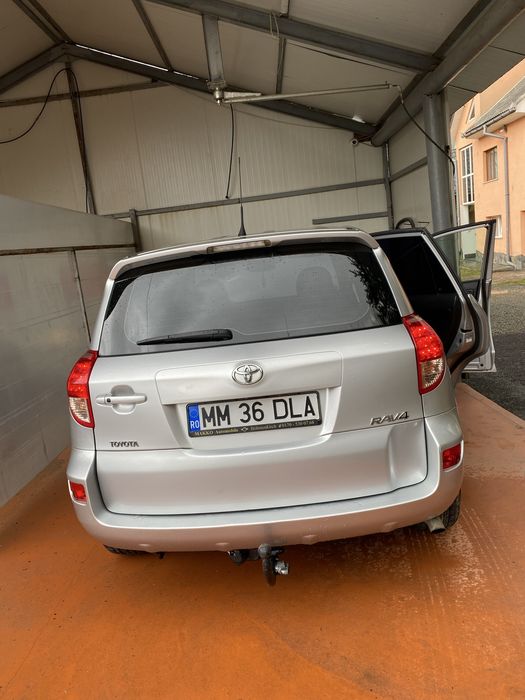 Toyota  Rav 4