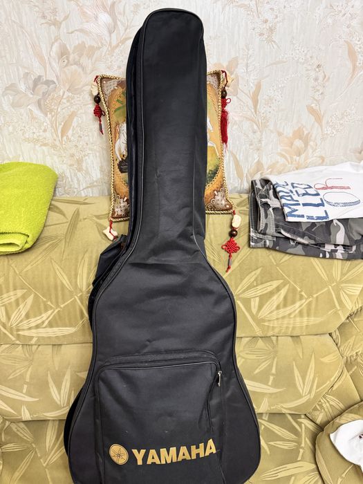 Гитара акустическая