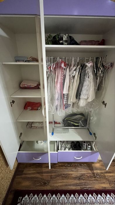 Детская кроватка-качалка со шкафом (б/у)