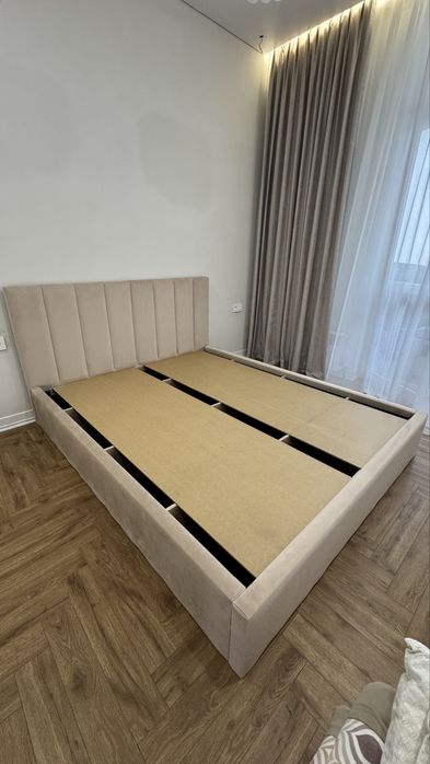 кровать 200/160см новый