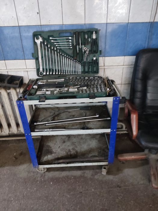 Авто подъемник три штуки