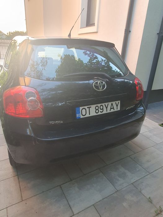 Autoturism TOYOTA AURIS