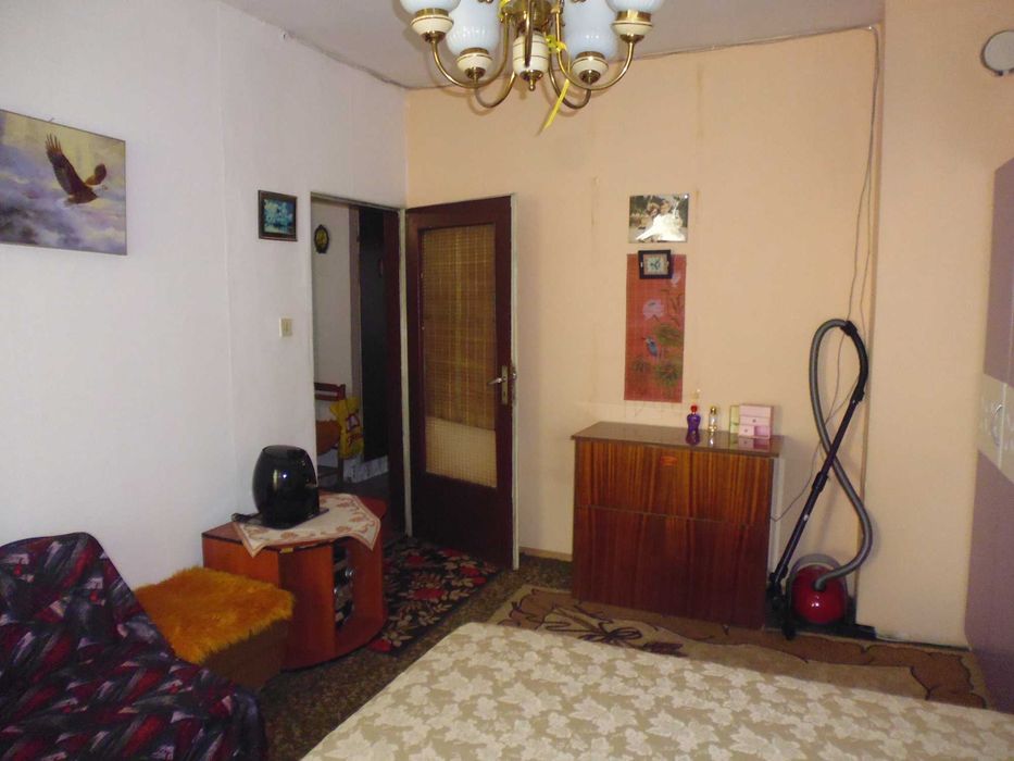 Продава се Двустаен апартамент в София, Люлин 10 - 61 кв.м за 2296 €/кв.м - Снимка #1