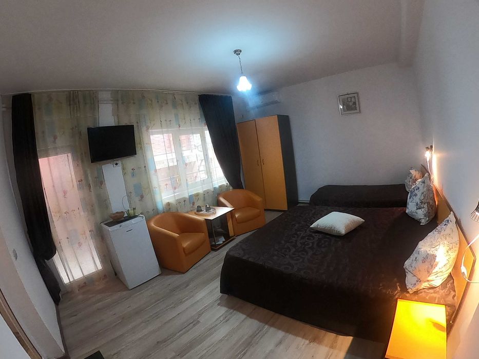 Vila Eforie Brio-OFERTĂ LAST MINUTE-27.07-31.07(L-V)-camera dubla 300 ron-tripla 390 ron-200m de plaja-gratar,foisor, gradina, loc de joaca-0773877871