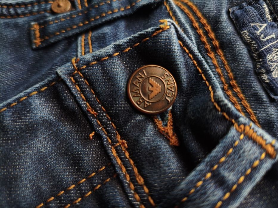 Blugi Armani Jeans