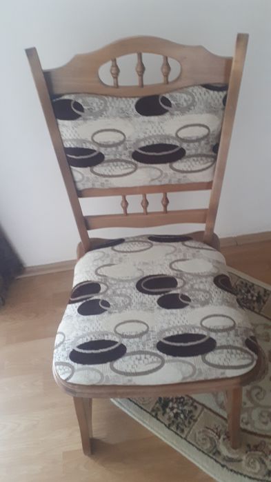 Masa lemn masiv ovală