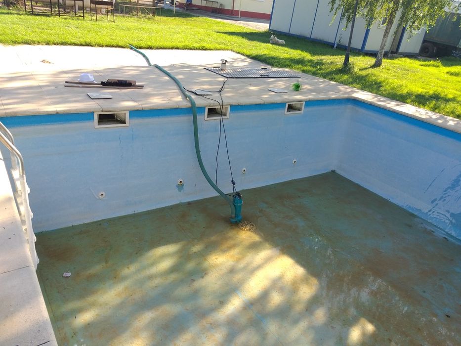 Curatire piscina & mentenanta & placari
