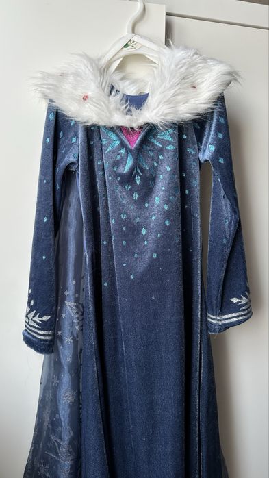 Платье Эльзы на 7 лет