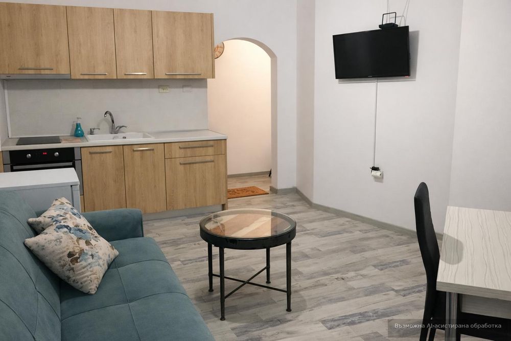 Дава се под наем Тристаен апартамент в Пловдив, Център - 75 кв.м за 498.27 € - Снимка #1