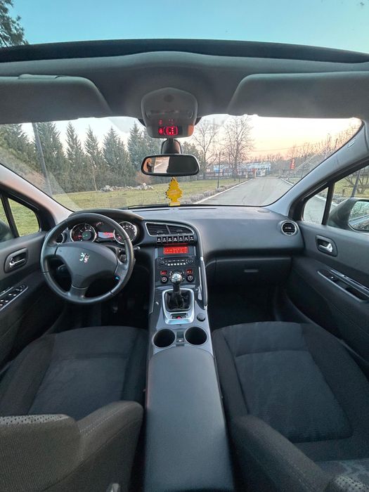 Peugeot 3008 2010 Full