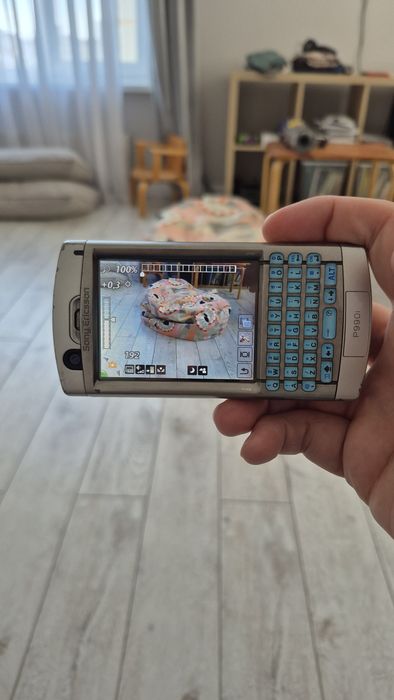 Sony Ericsson P990i