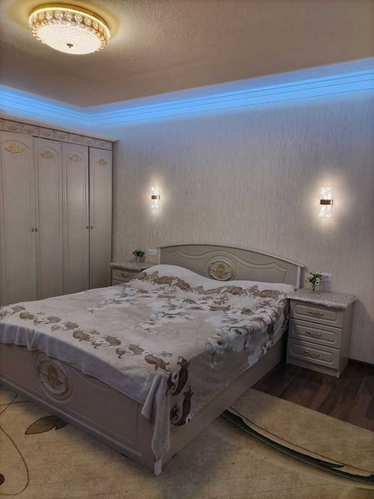 продажа своего дома .назарбек5.5сот7 ком.2 санузла.кухня..бассейн.