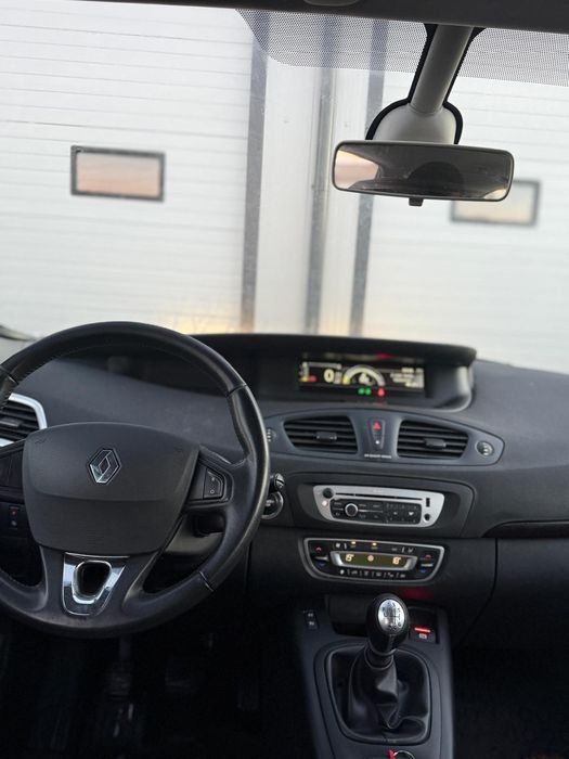 Renault grand  scenic 1.5