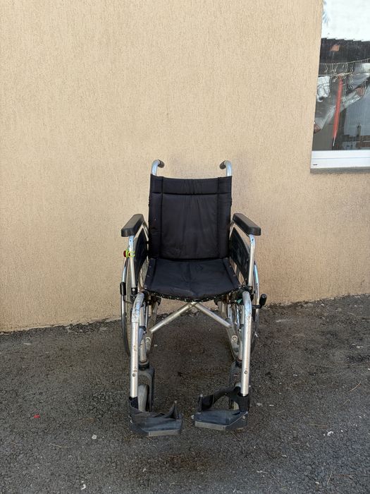 Scaun rulant manual pliabil