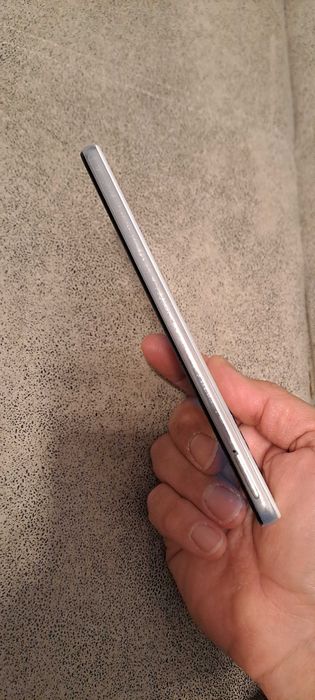 Продавам Samsung Galaxy A32