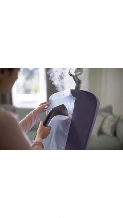 Aparat de calcat vertical Philips cu abur