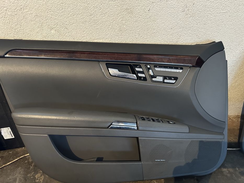Кори на вратите Mercedes S class W221