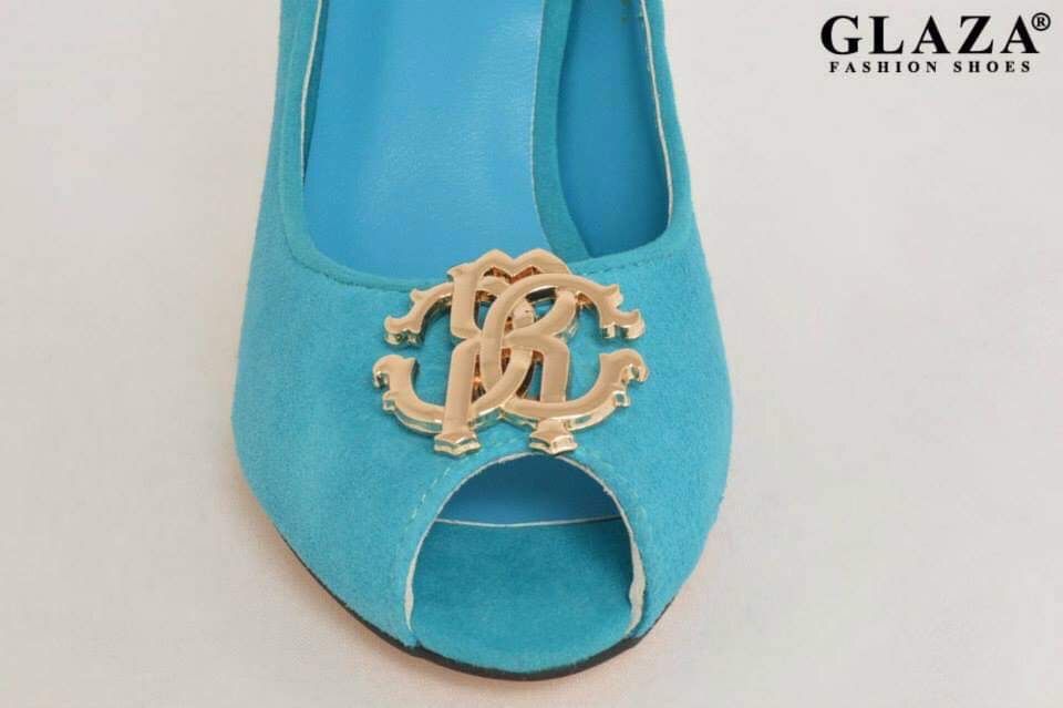 Обувки естествен велур на ток