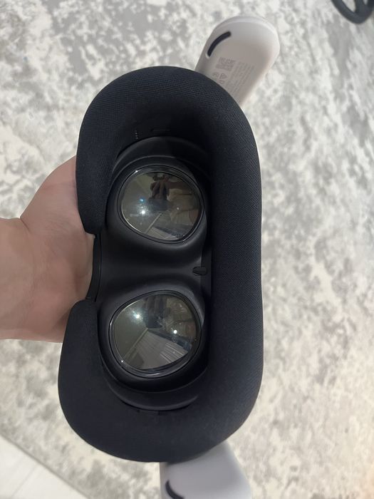 Продам Oculus Meta Quest 3 512gb +22 игры